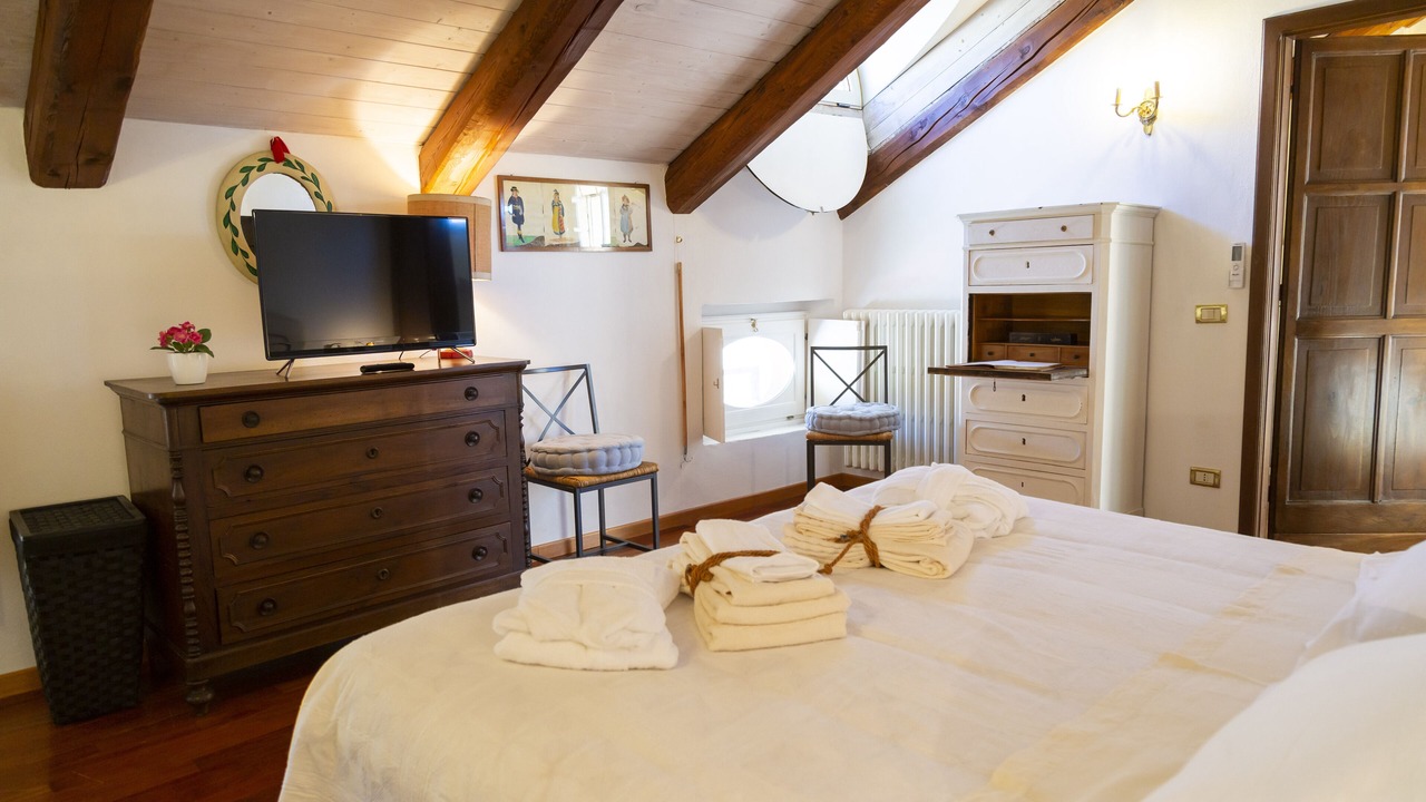 Photo of Bedroom in Corneliano d'Alba