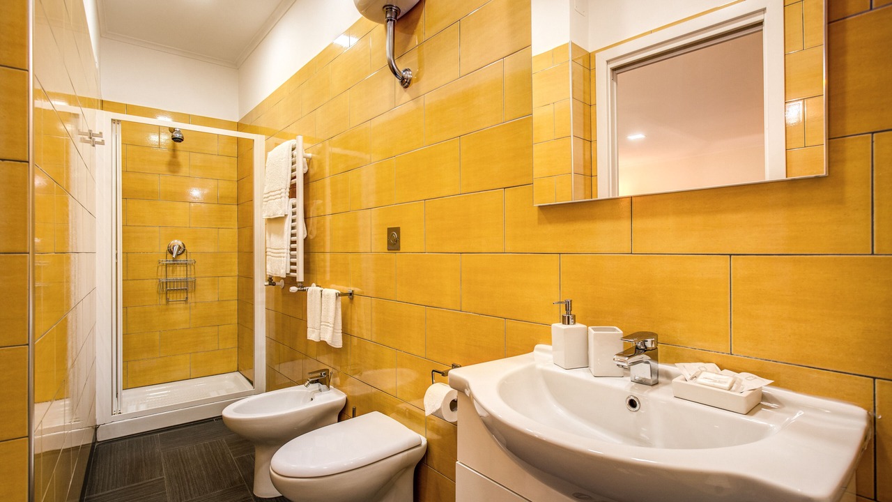 Photo of Bathroom in Historical Center