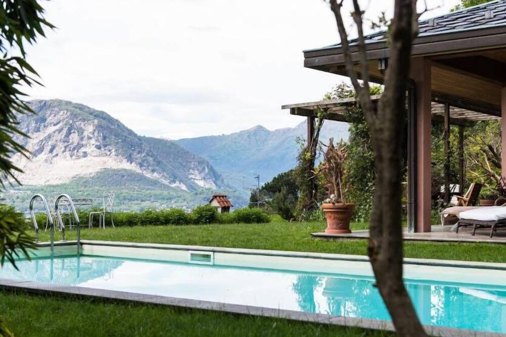 Photo of Outdoor in Suna