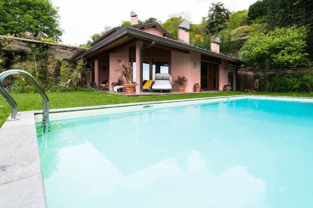 Photo of Outdoor in Suna