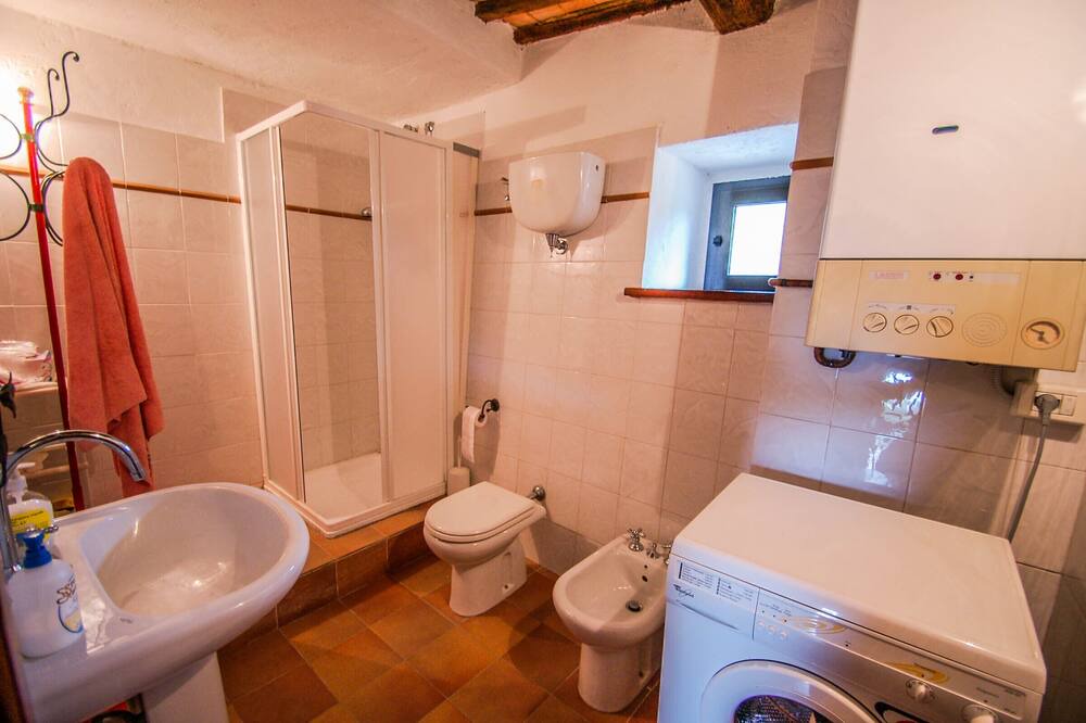 Photo of Bathroom in Lidarno