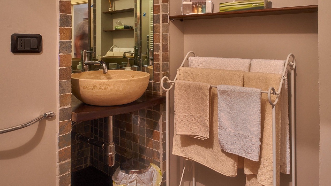 Photo of Bathroom in Piazza