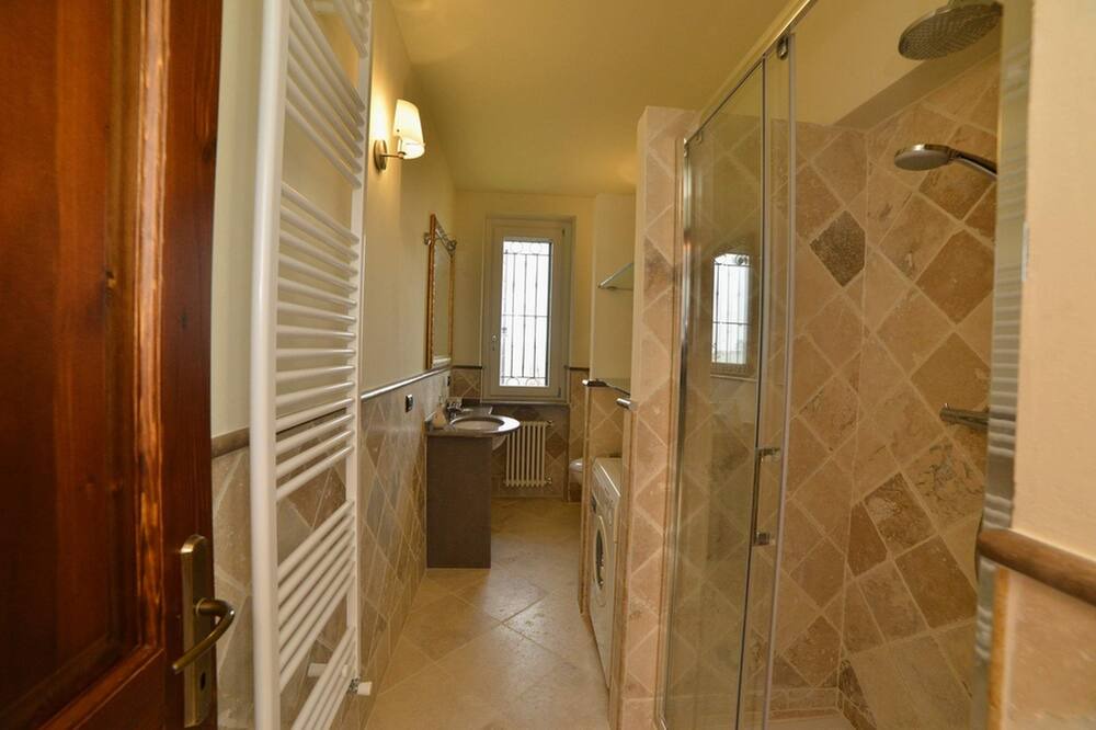 Photo of Bathroom in Montemagno