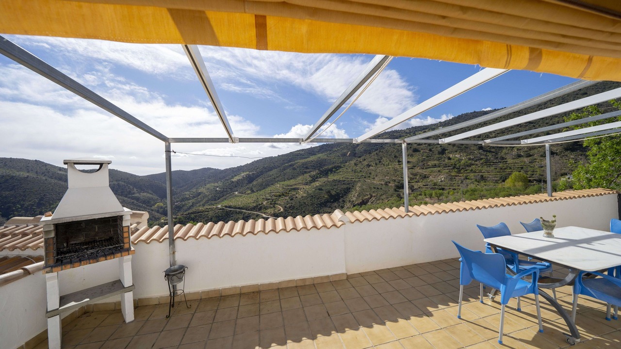 Photo of Outdoor in Laroya