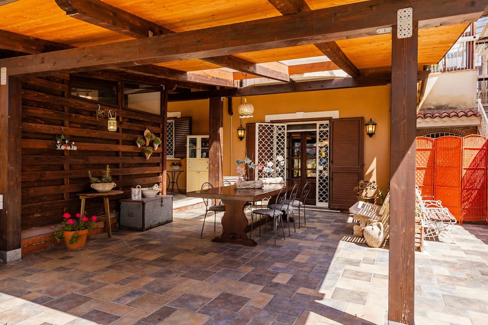 Photo of Livingroom in Picanello-Ognina-Barriera-Canalicchio