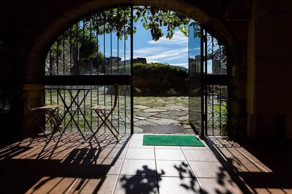 Photo of Patio Balcony in Salas de Pallars