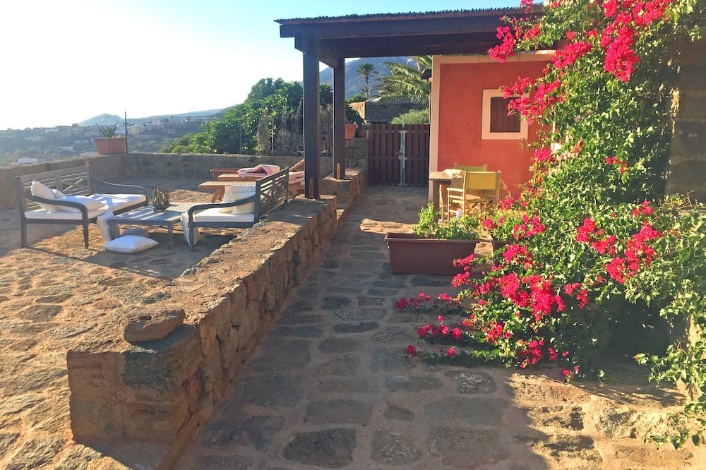 Photo of Patio Balcony in Scauri I