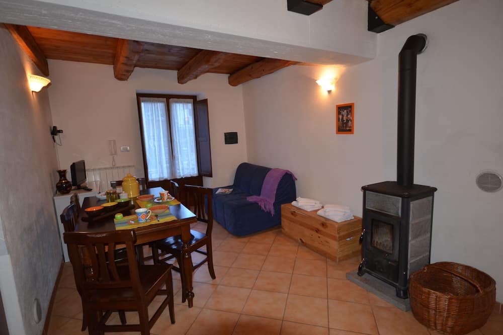 Photo of Livingroom in Soucheres-Basses