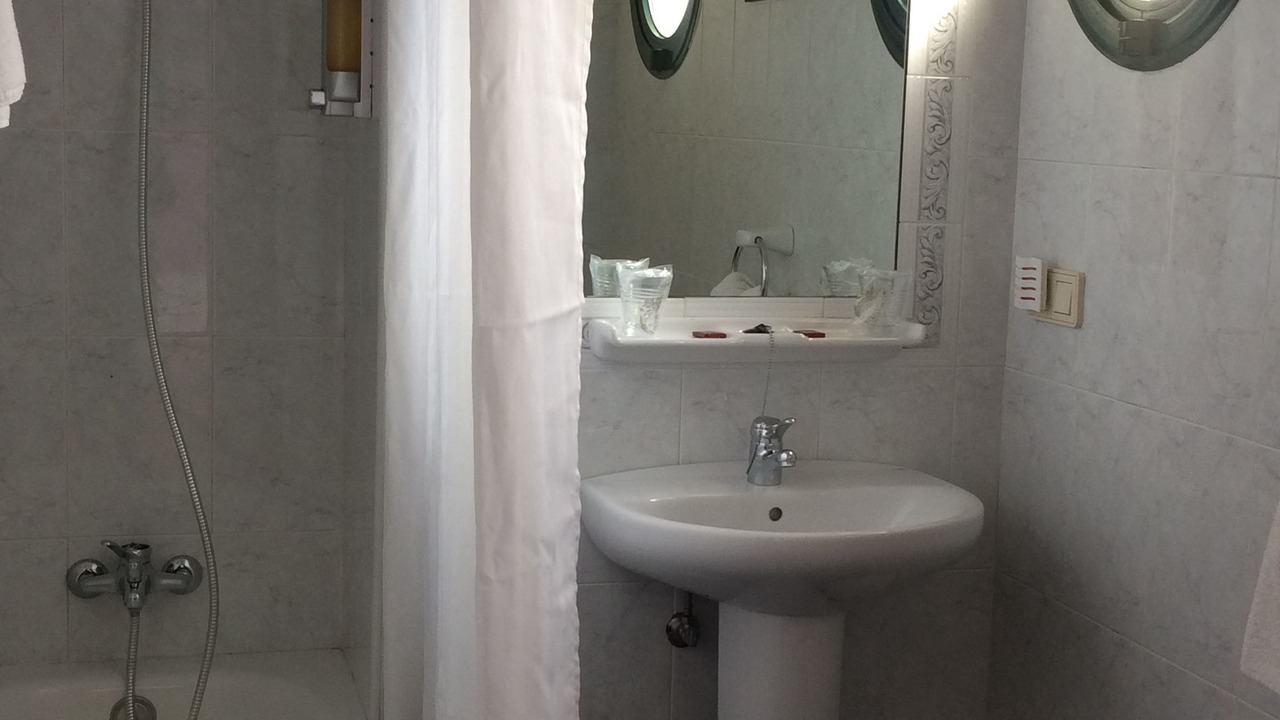Photo of Bathroom in Gozon