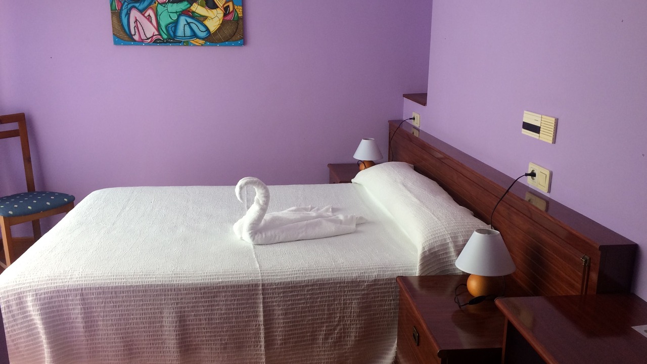 Photo of Bedroom in Gozon