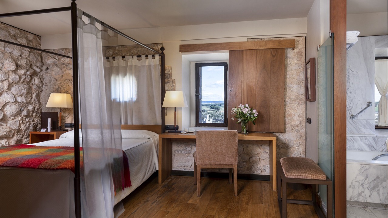 Photo of Bedroom in Alarcon