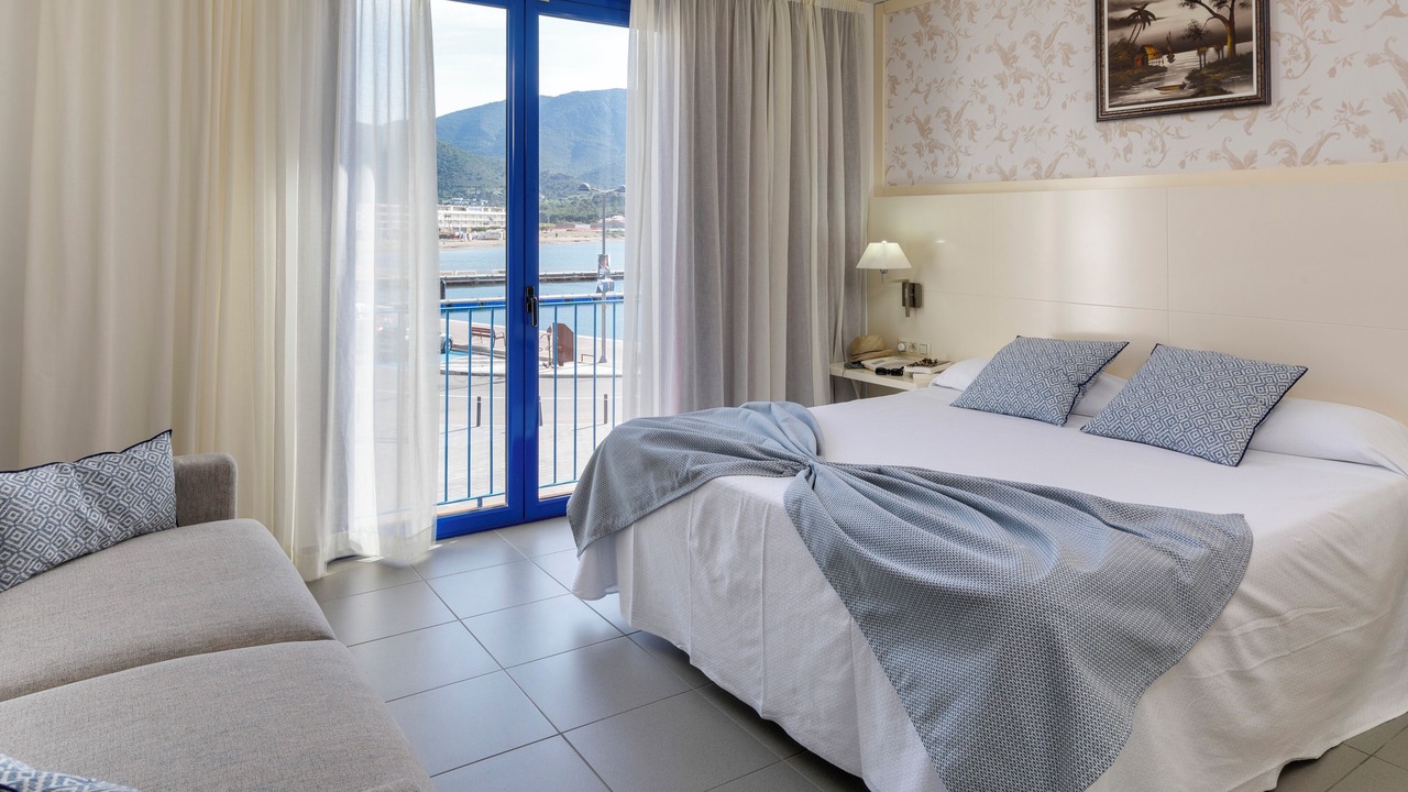 Photo of Bedroom in Port de la Selva