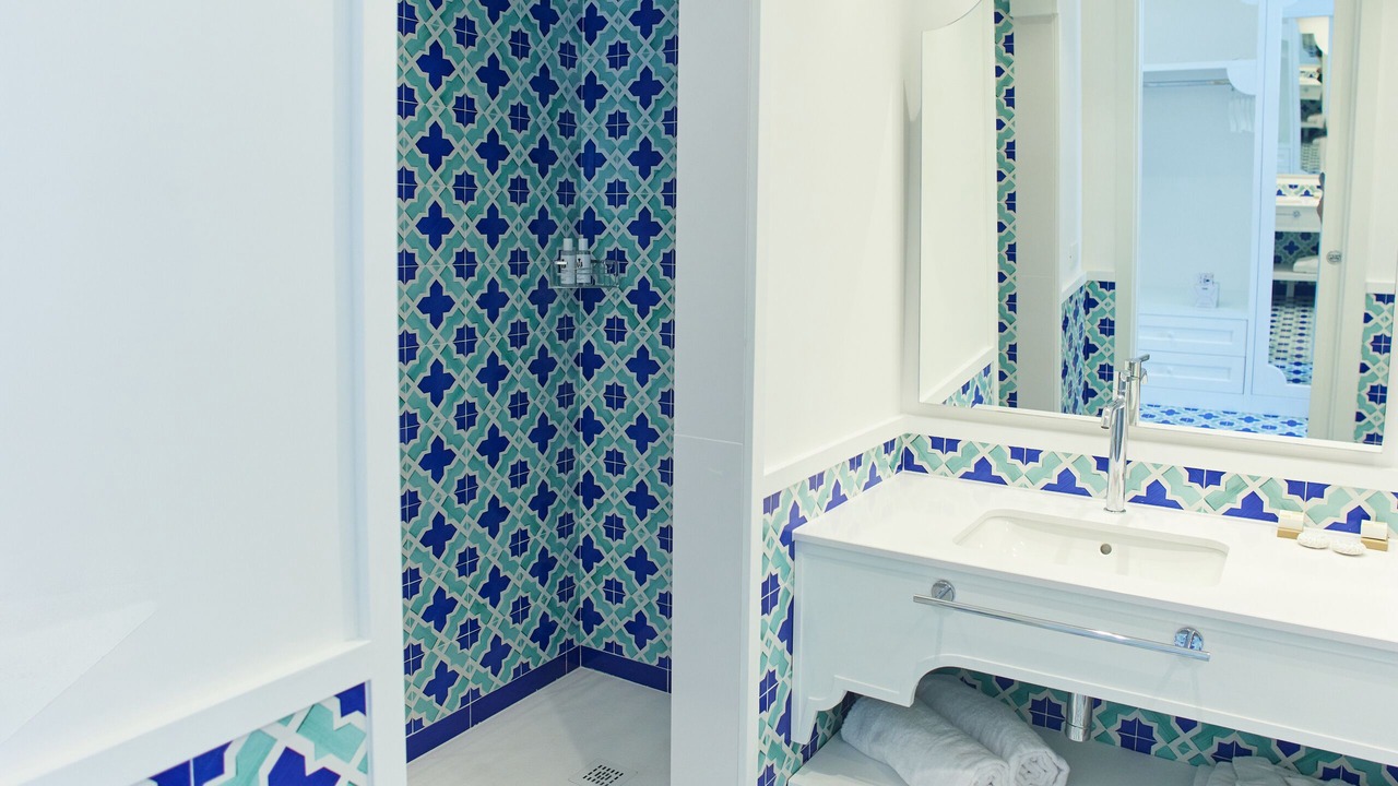 Photo of Bathroom in Laura