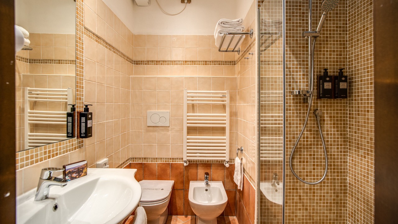 Photo of Bathroom in Collepepe