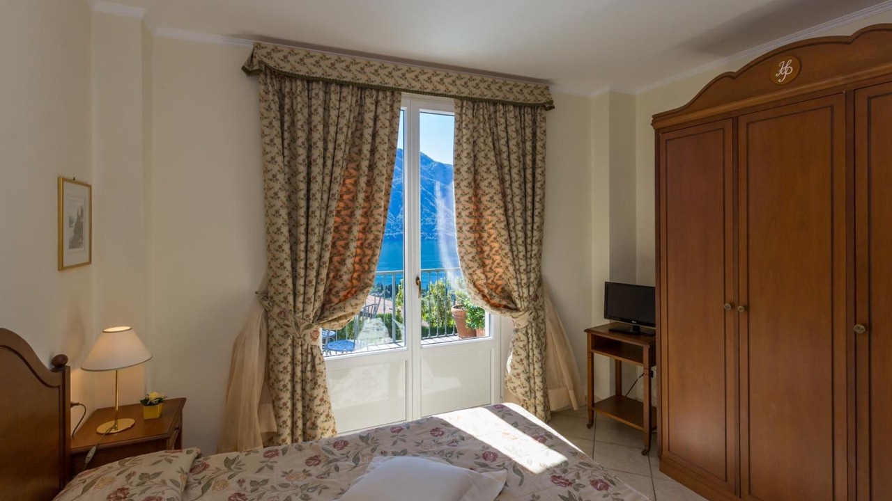 Photo of Bedroom in Tremezzo