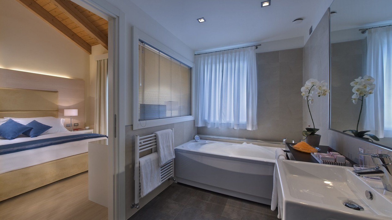 Photo of Bathroom in Tessera