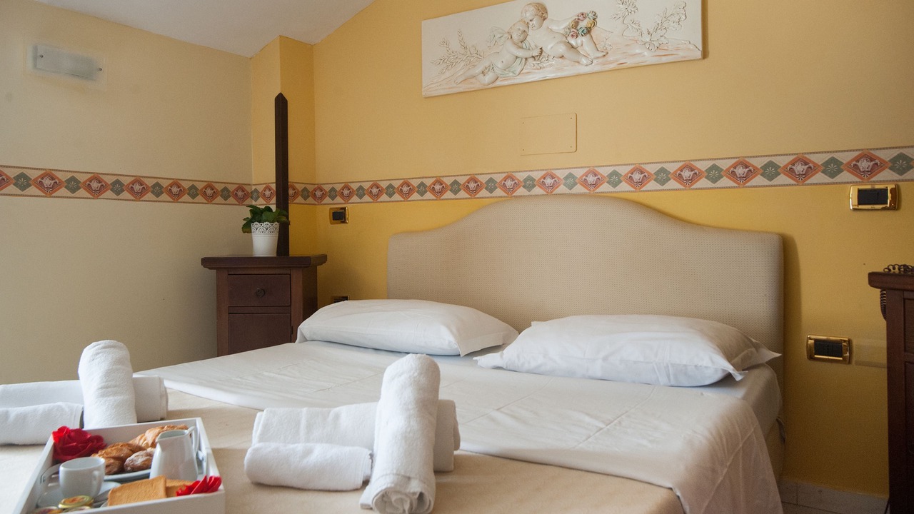 Photo of Bedroom in Caserta Vecchia