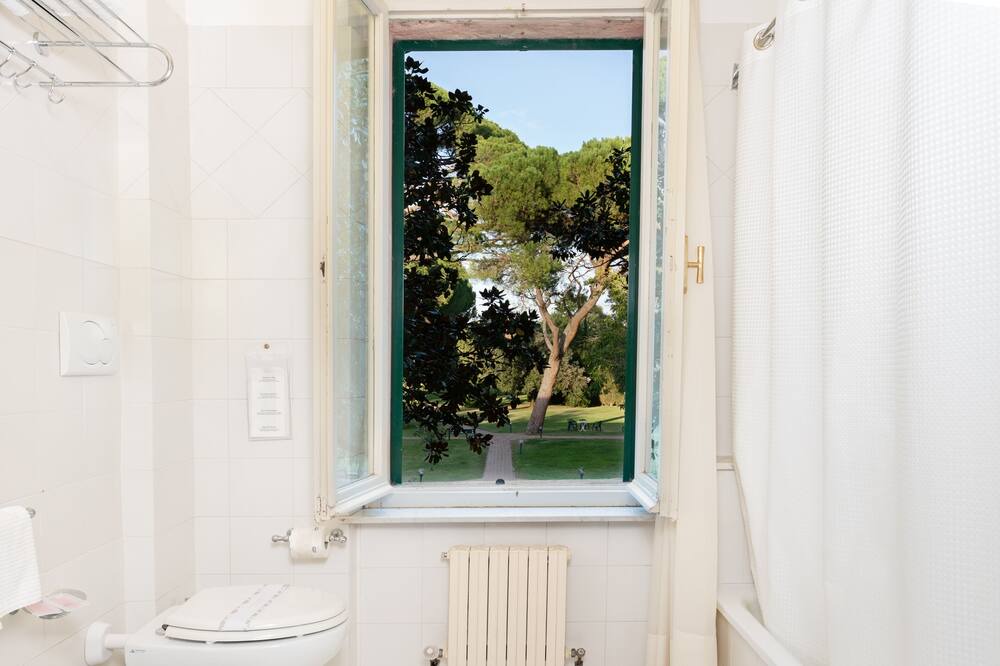 Photo of Bathroom in Lidarno