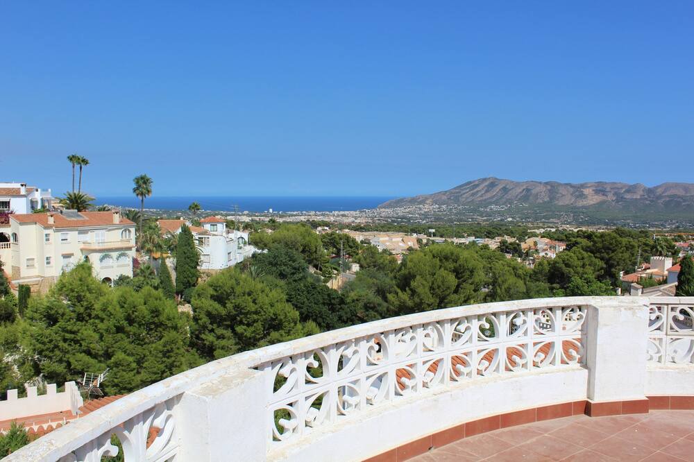 Photo of Patio Balcony in La Colina
