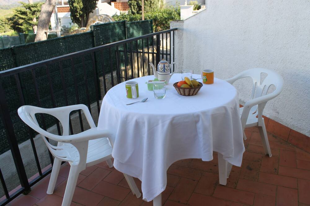 Photo of Patio Balcony in Almadraba-Canyelles