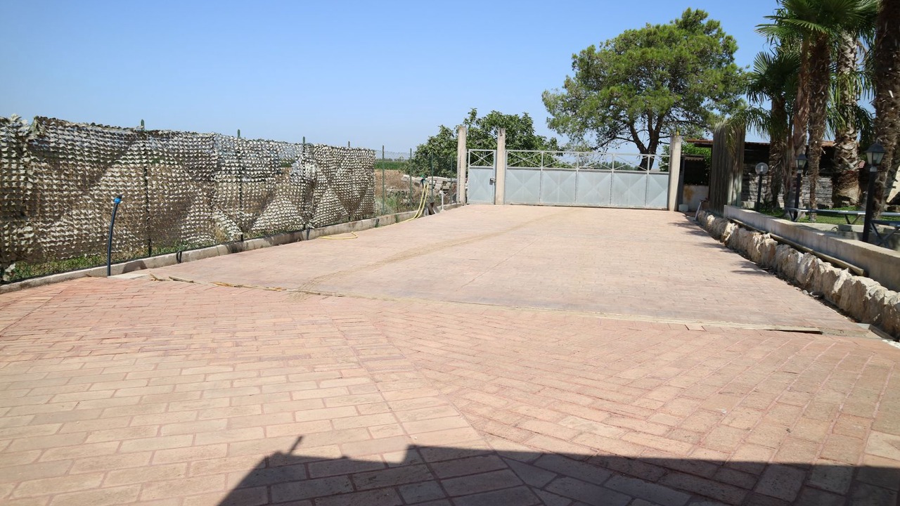 Photo of Outdoor in Latina