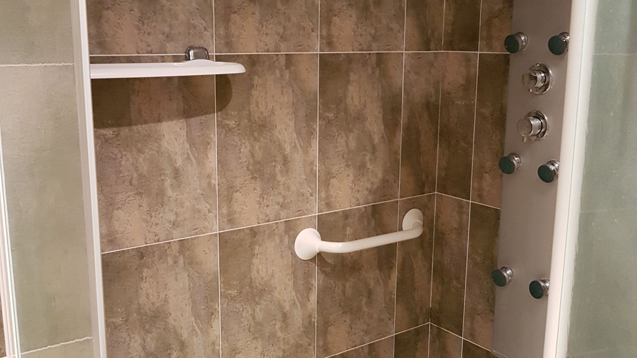 Photo of Bathroom in Arbos