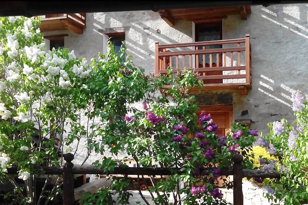 Photo of Outdoor in Mellier