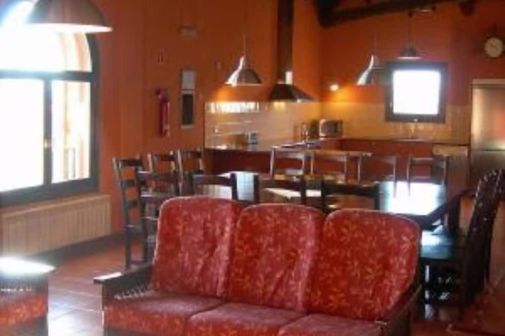 Photo of Livingroom in Gurb