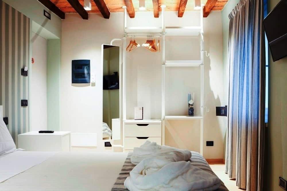 Photo of Bedroom in Levizzano Rangone