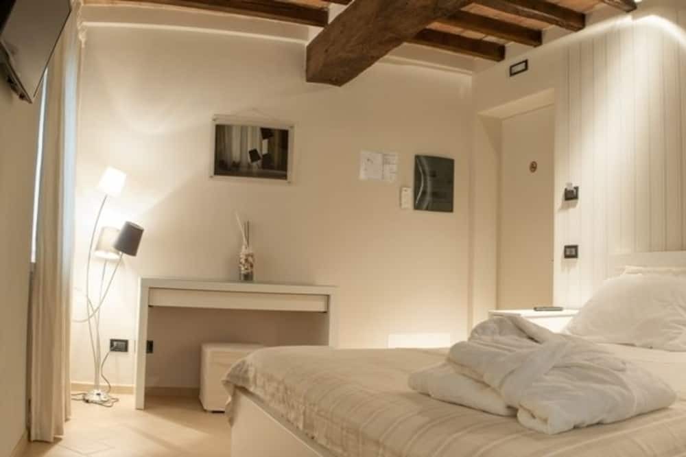 Photo of Bedroom in Levizzano Rangone