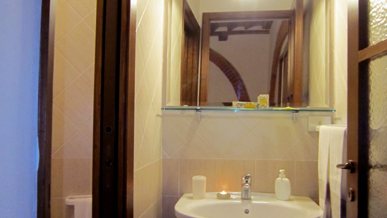 Photo of Bathroom in Asciano