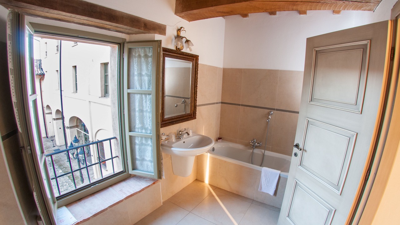 Photo of Bathroom in Chiavenna Landi