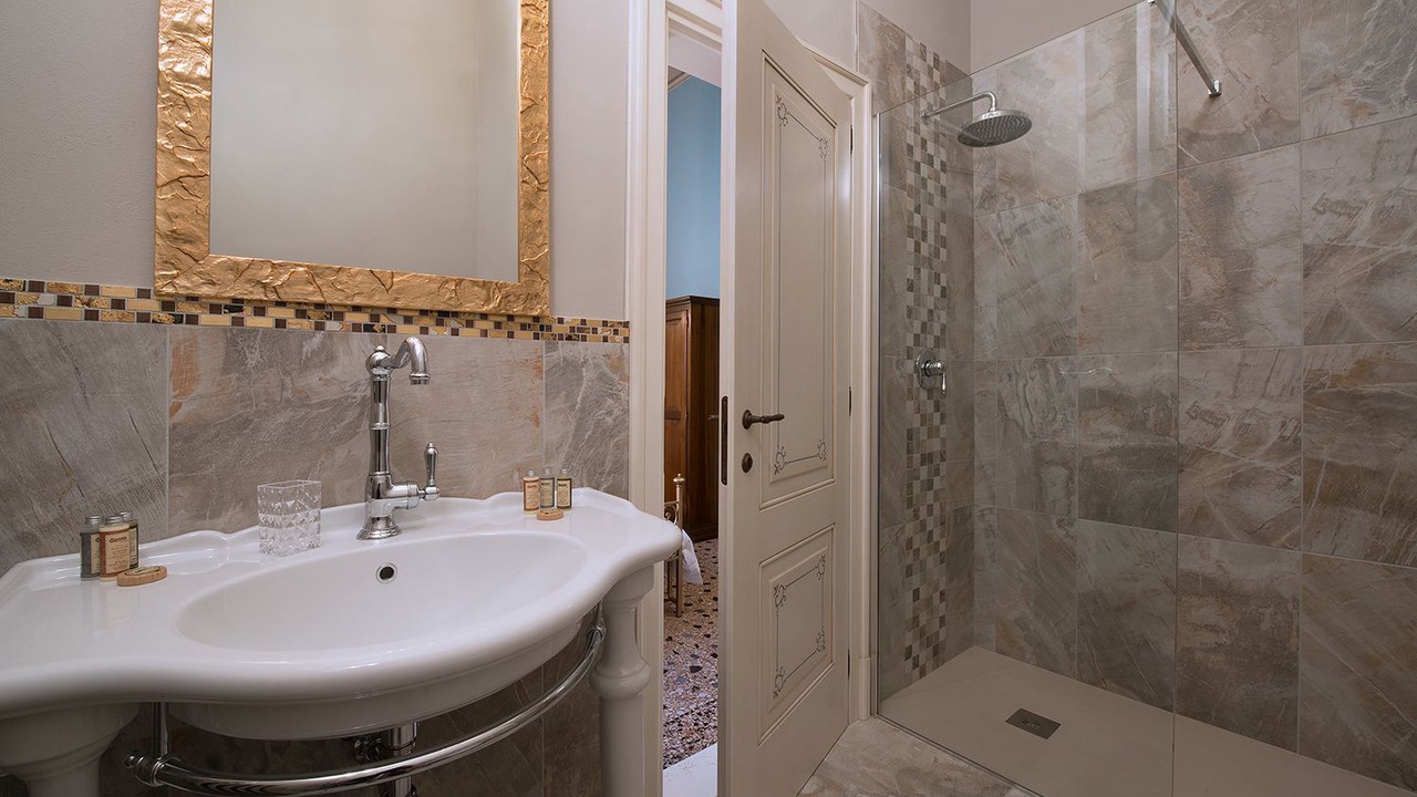 Photo of Bathroom in Old Town