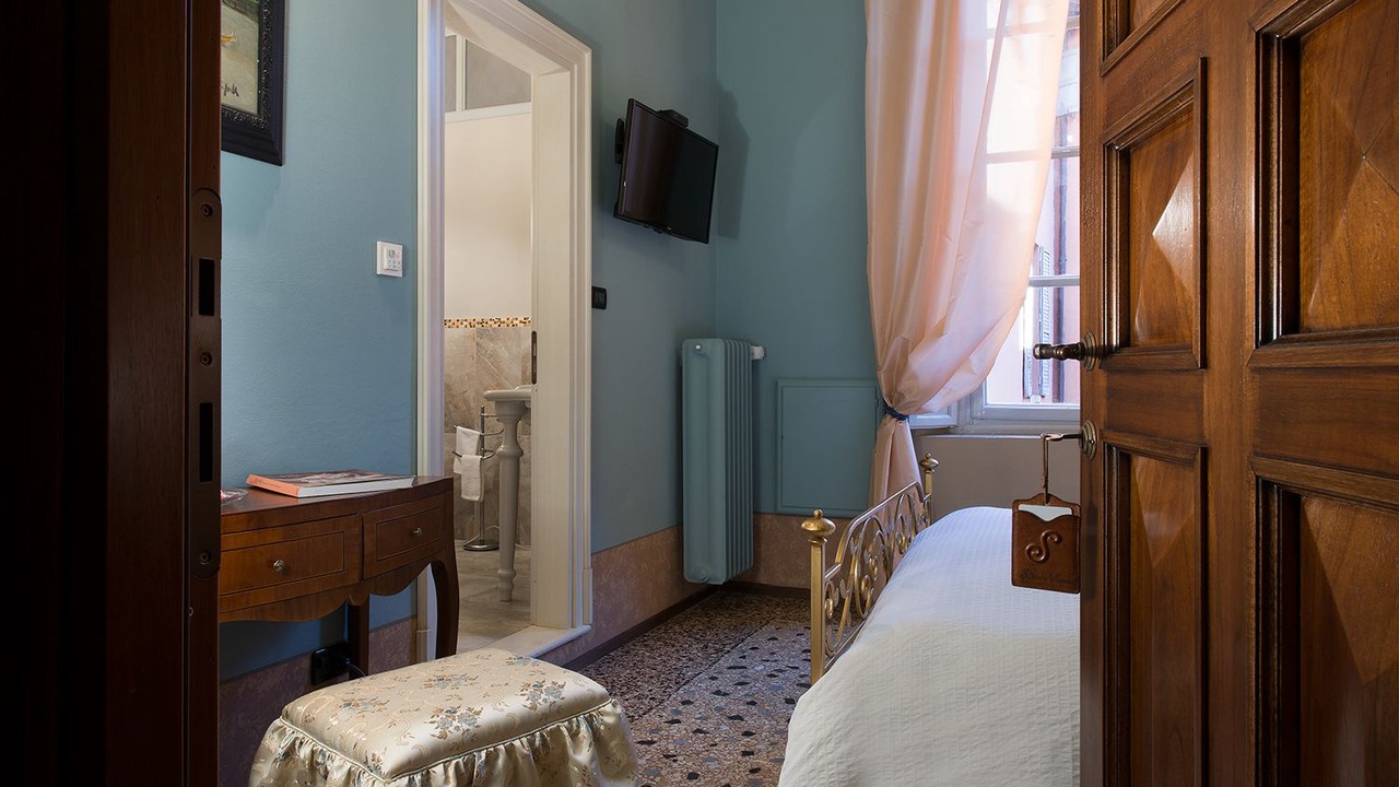 Photo of Bedroom in Old Town
