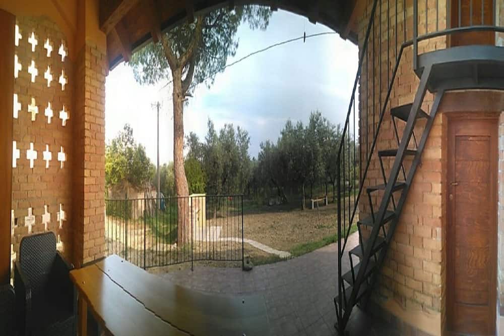 Photo of Patio Balcony in Loreto Aprutino