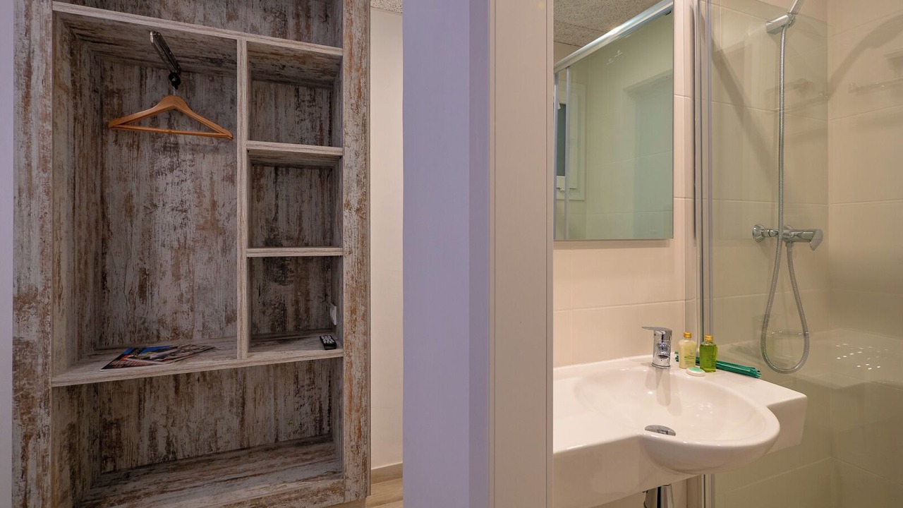 Photo of Bathroom in Roses Town Center