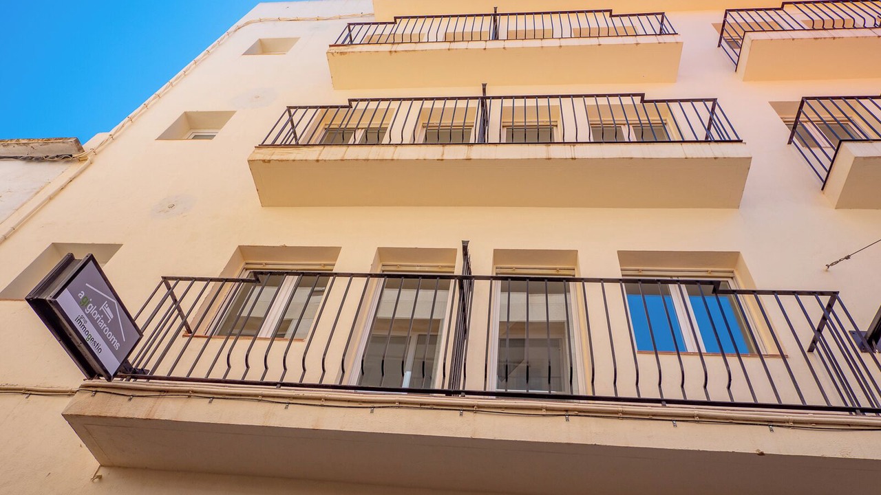 Photo of Patio Balcony in Roses Town Center