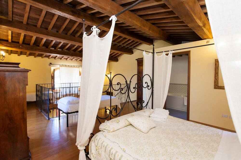 Photo of Bedroom in Ramazzano