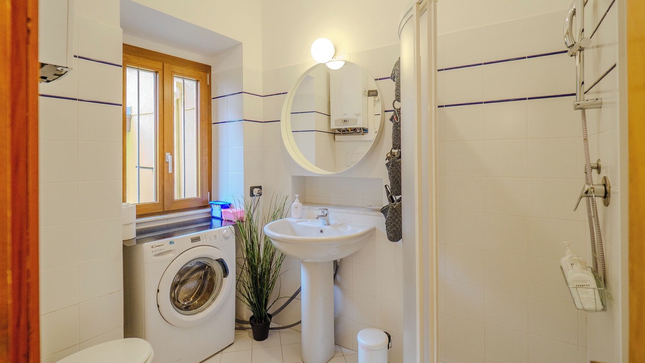 Photo of Bathroom in Manarola