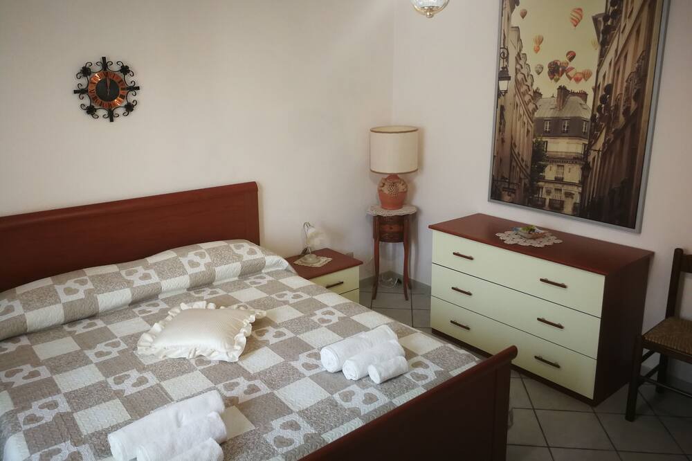 Photo of Bedroom in Marzano Appio