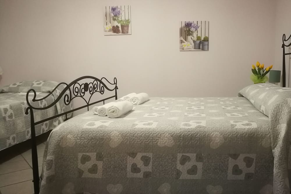 Photo of Bedroom in Marzano Appio