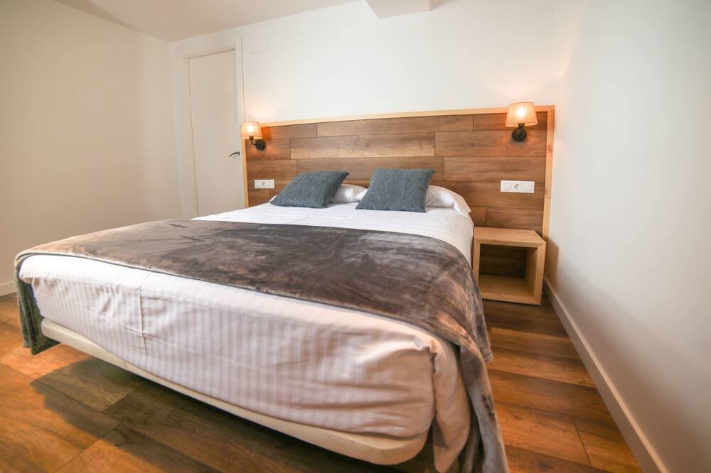 Photo of Bedroom in Alp