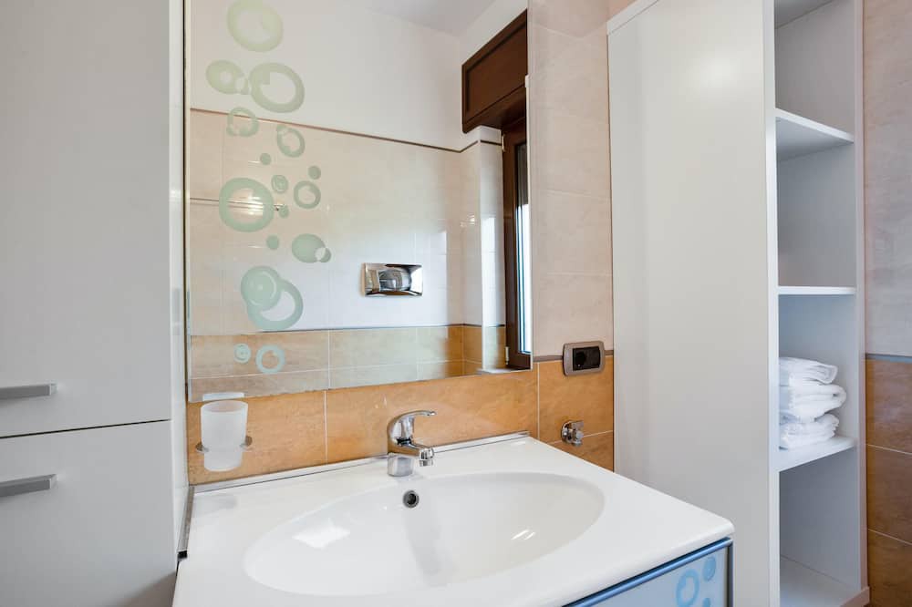 Photo of Bathroom in Caiazzo