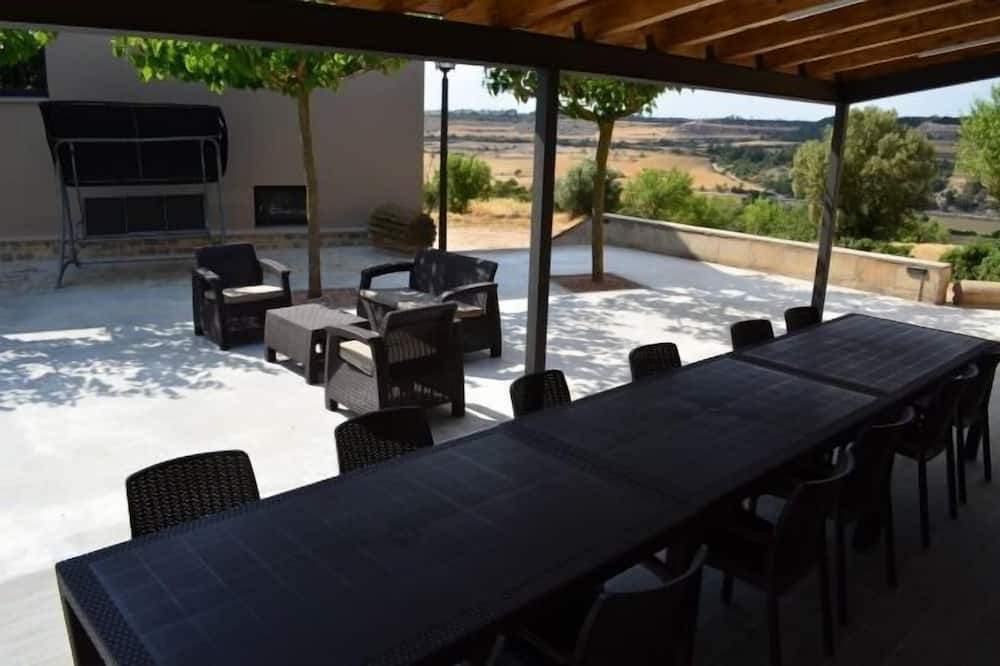 Photo of Patio Balcony in Montfalco Murallat