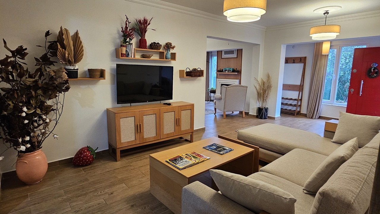Photo of Livingroom in Yanik