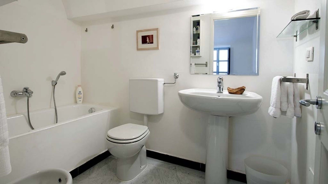 Photo of Bathroom in Colletta