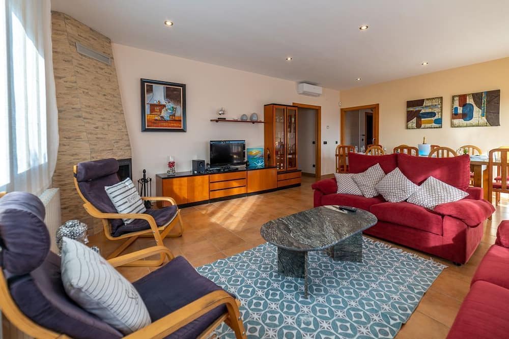 Photo of Livingroom in Palafolls