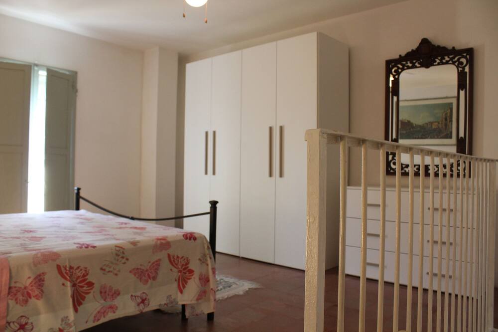 Photo of Bedroom in Castel San Pietro Terme
