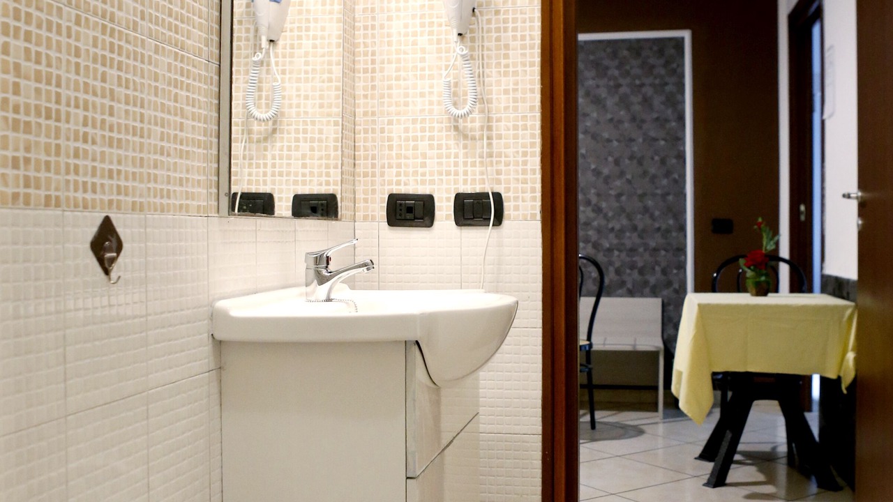 Photo of Bathroom in Cimitile