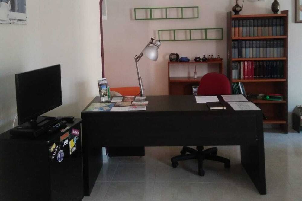 Photo of Bedroom in Tiche